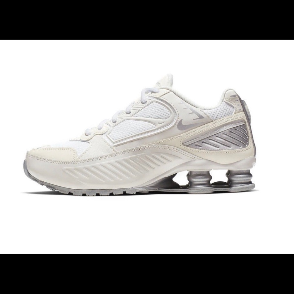 Women’s Nike Shox Enigma size 7